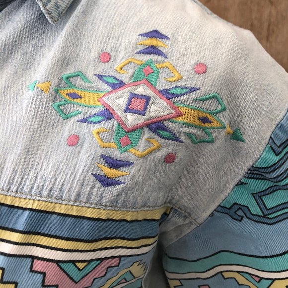 Womens Vintage 90s South Western Embroidered Button Up Size M - Picture 3 of 6